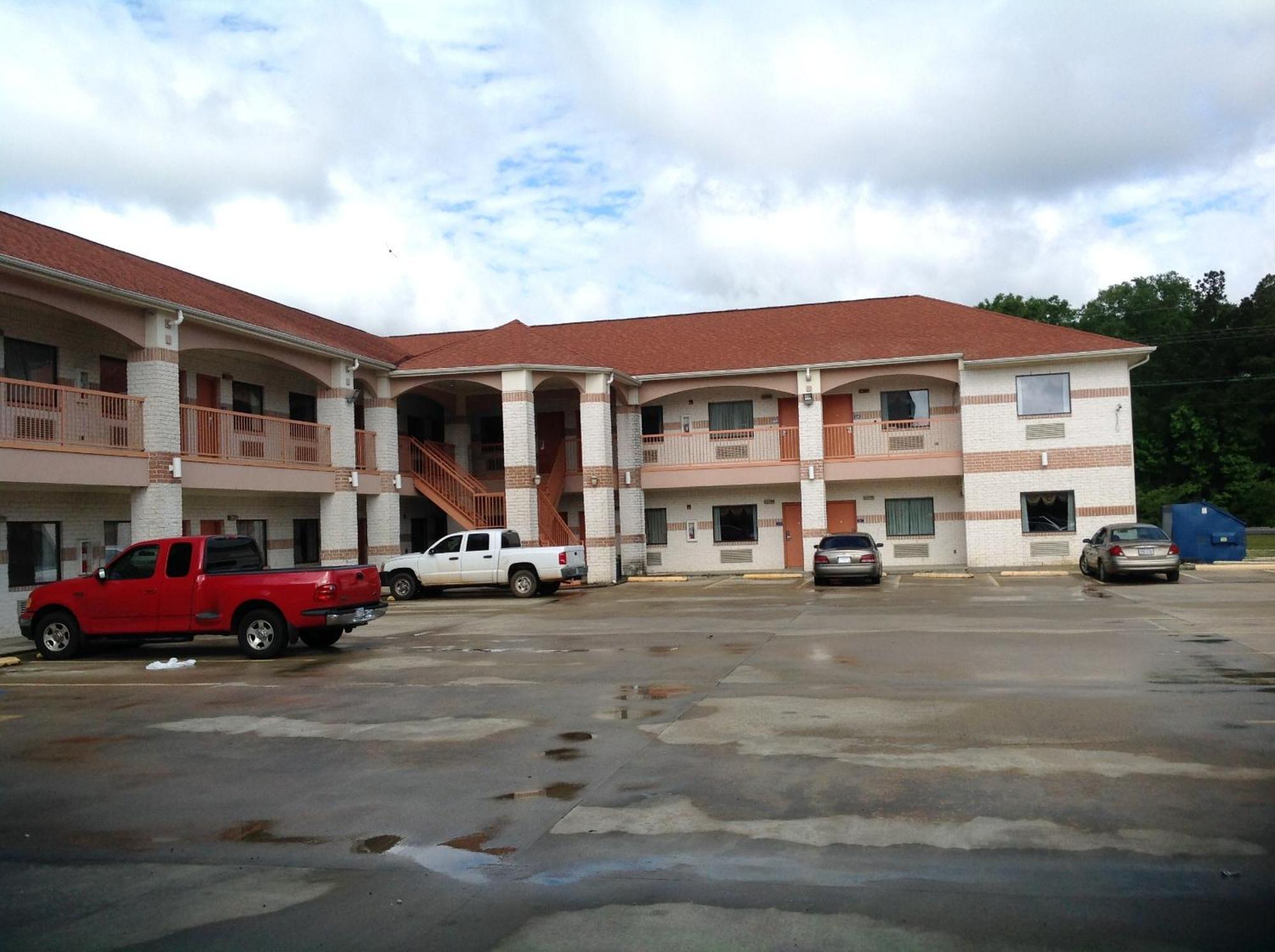 Executive Inn&Suites Shepherd Exterior foto